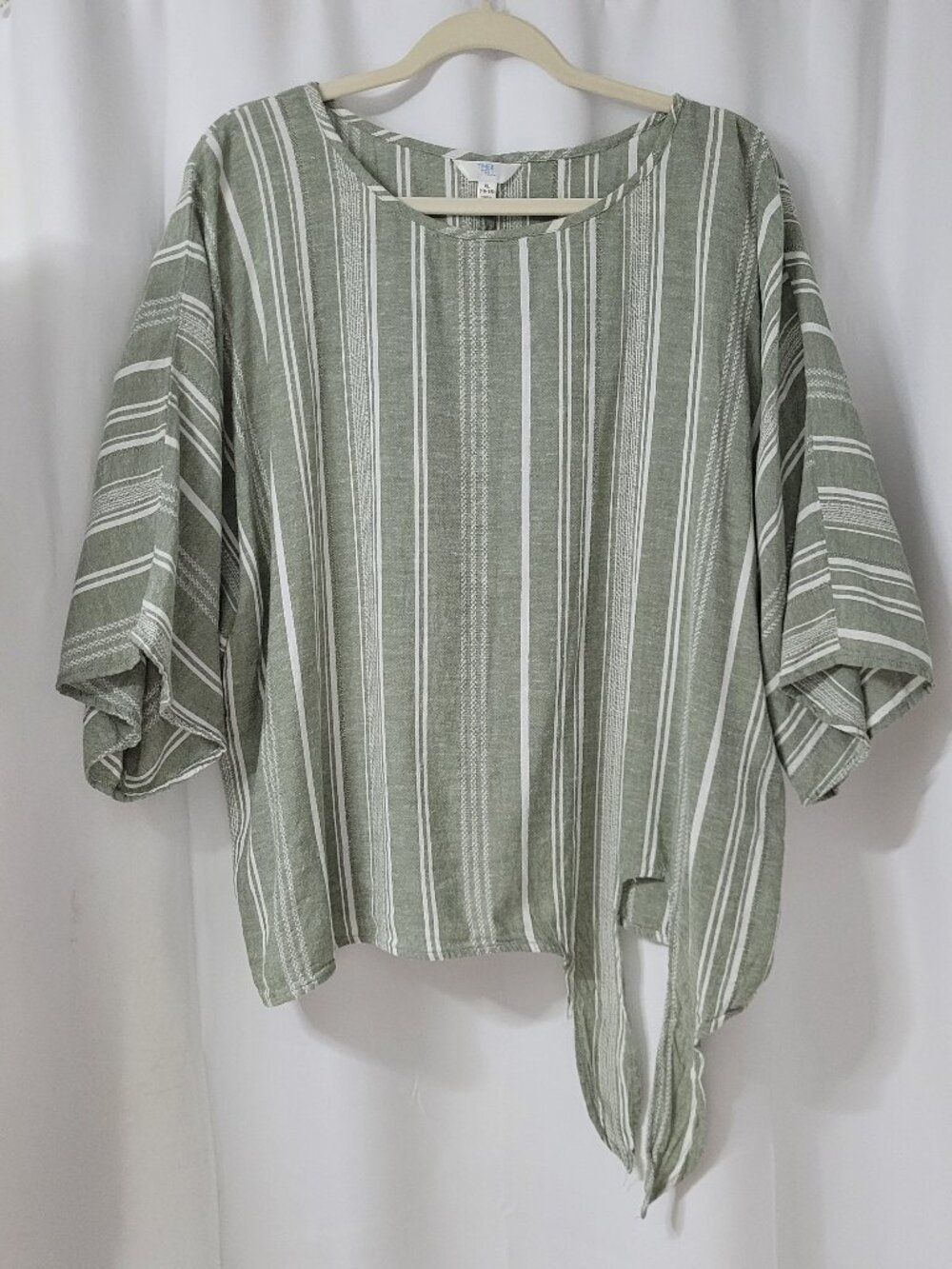 Time and Tru Green Striped Tie-Hem Blouse